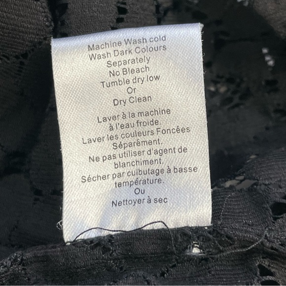 Wilfred Black Lace Floral Tank Top - Picture 11 of 13